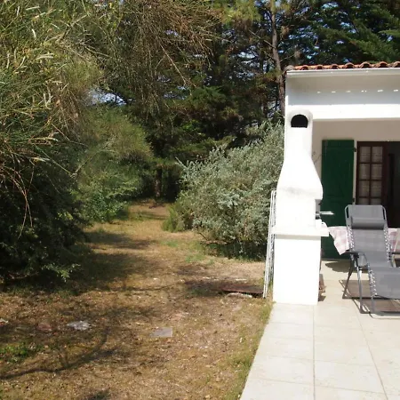 Maison Le Bois-plage-en-re, 2 Pieces, 2 Personnes - Fr-1-258-56 *